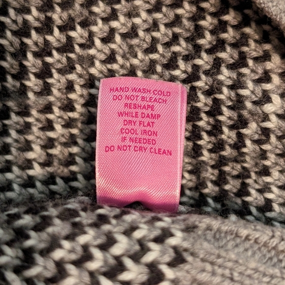 Victoria Secret PINK Fair Isle Geometric Cardigan Sweater Medium GUC - Picture 7 of 10